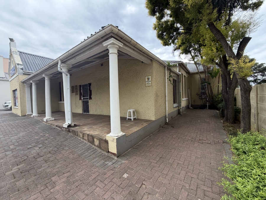 Commercial Property for Sale in Southernwood Eastern Cape